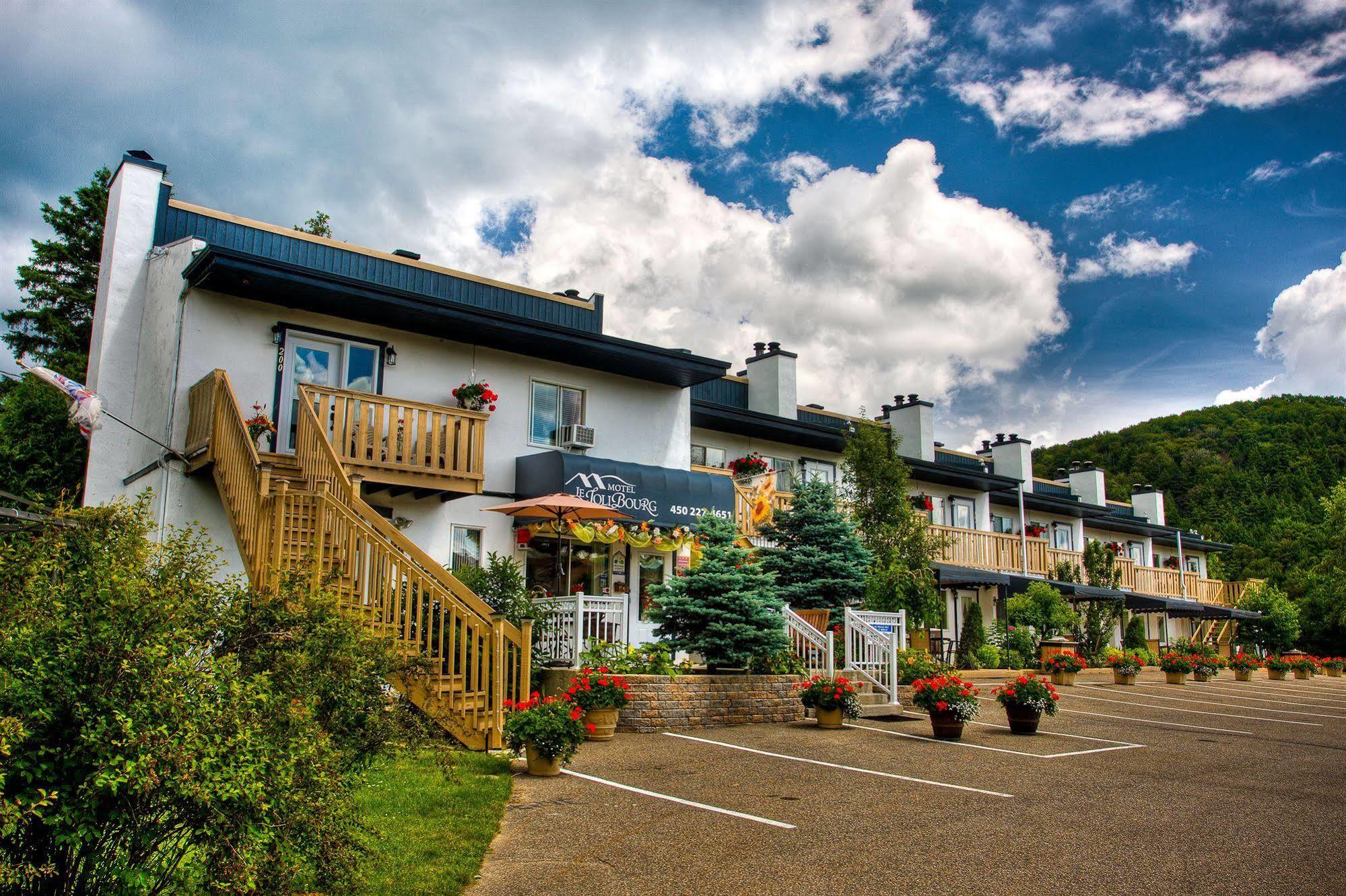 Motel Le Jolibourg Saint-Sauveur-des-Monts Exteriör bild